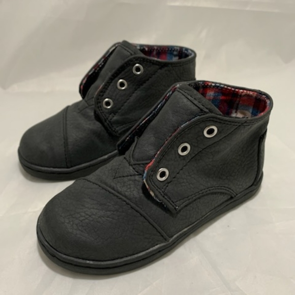 Toms Tiny Botas Sneaker - Picture 2 of 9